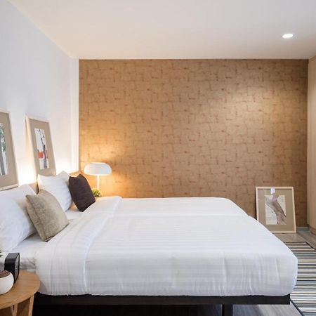 China Cozy Asoke Hotell Bangkok Exteriör bild