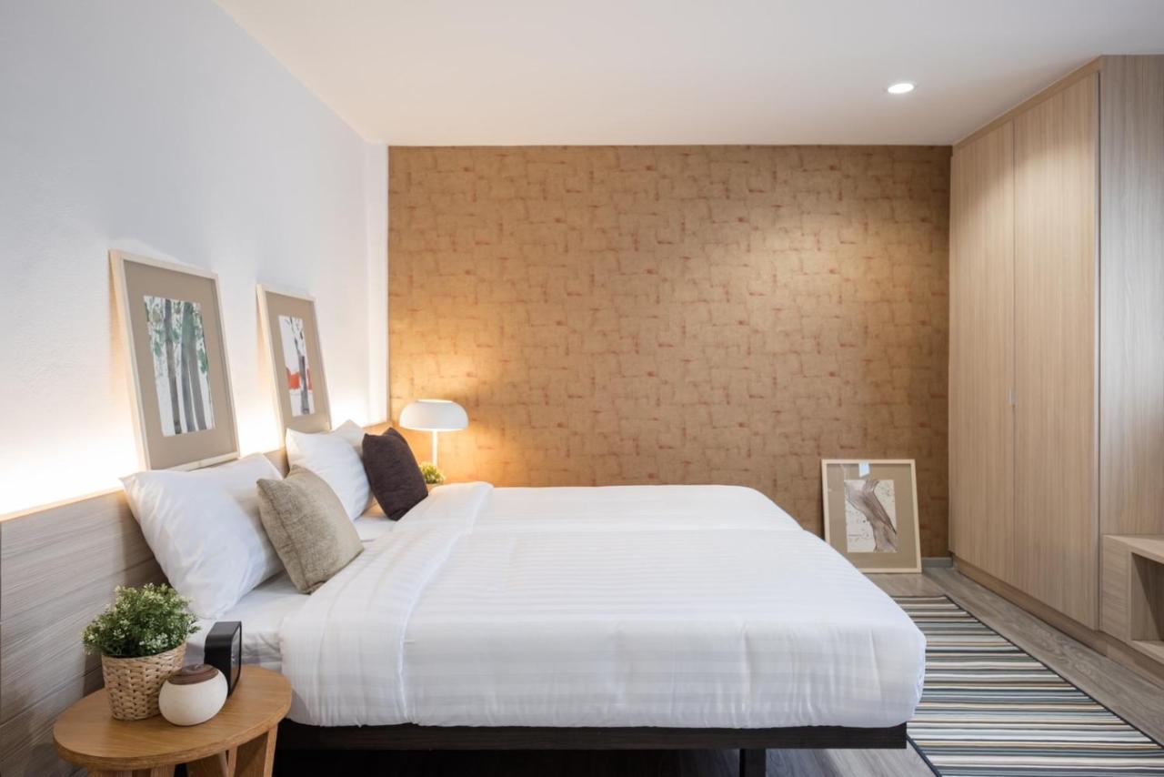 China Cozy Asoke Hotell Bangkok Exteriör bild