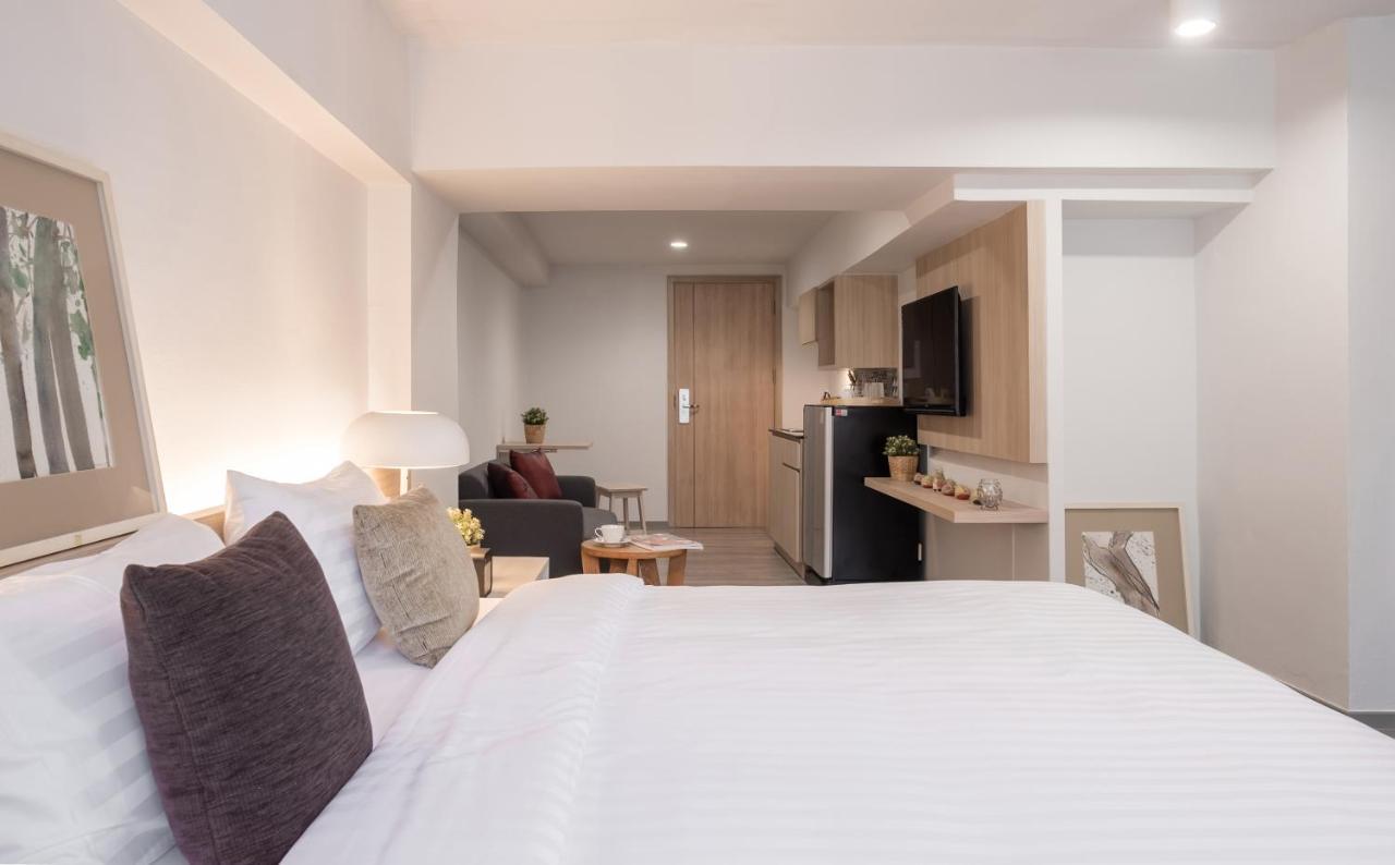 China Cozy Asoke Hotell Bangkok Exteriör bild