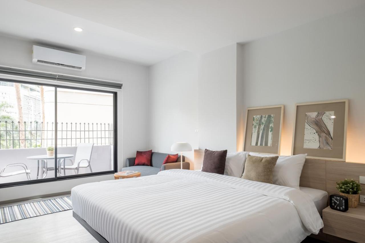China Cozy Asoke Hotell Bangkok Exteriör bild