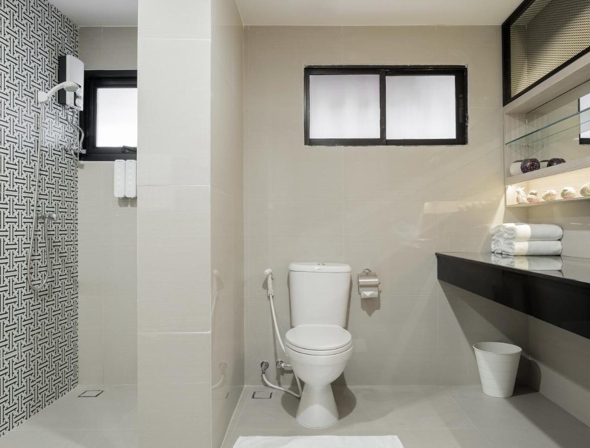 China Cozy Asoke Hotell Bangkok Exteriör bild