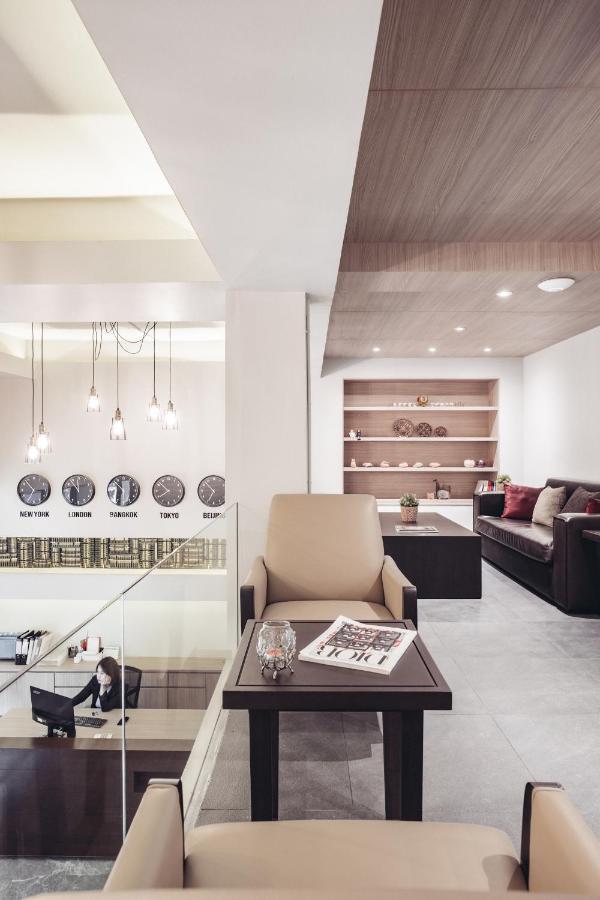 China Cozy Asoke Hotell Bangkok Exteriör bild