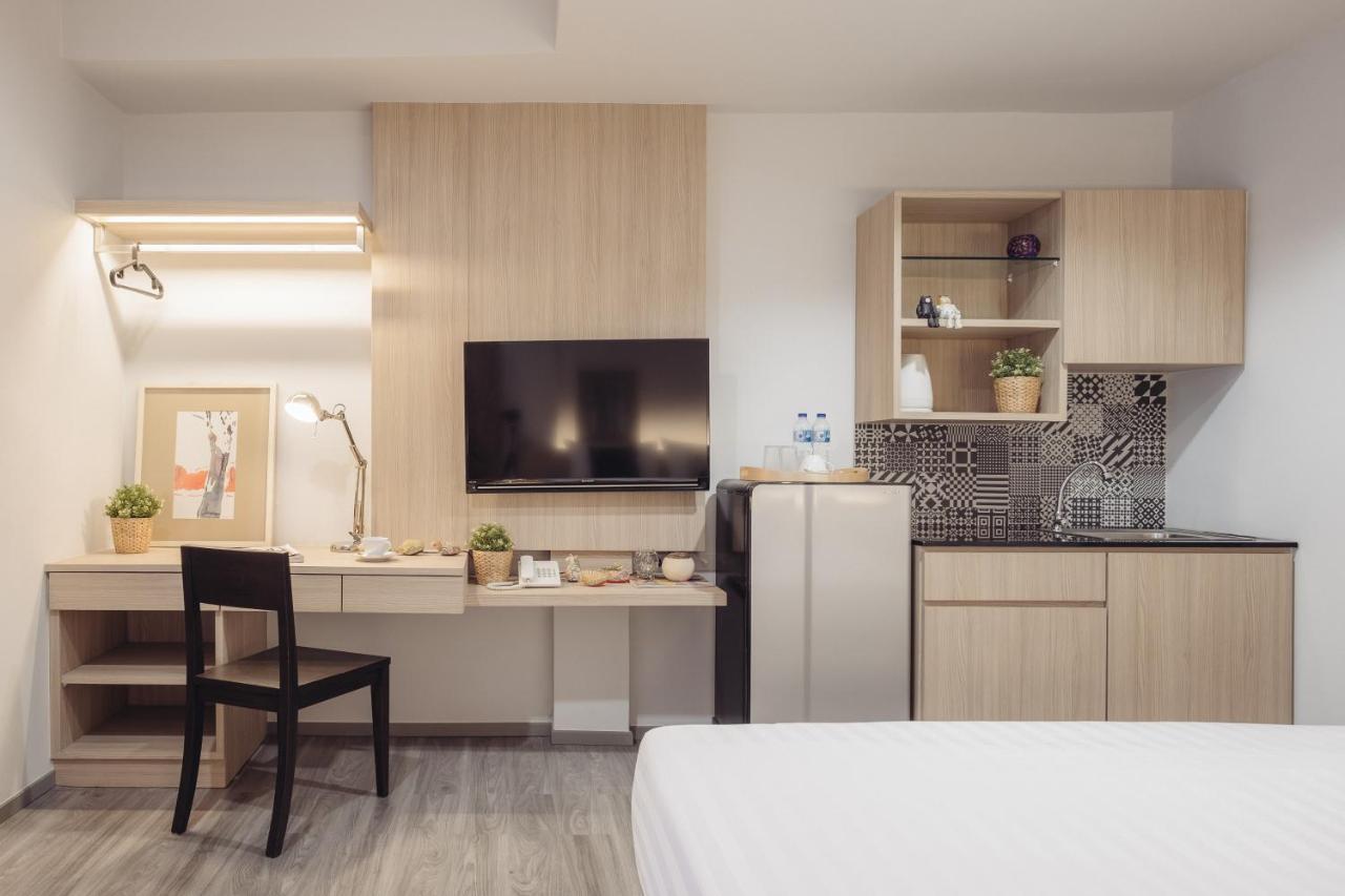 China Cozy Asoke Hotell Bangkok Exteriör bild